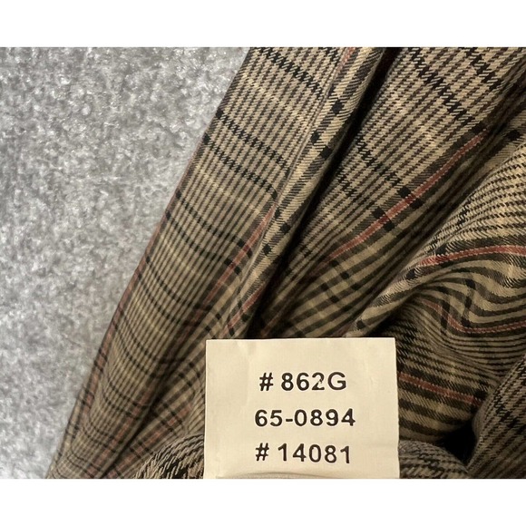 ORVIS Button Up Shirt Mens Size Medium Long Sleeve Brown Plaid Pocket - Picture 8 of 8